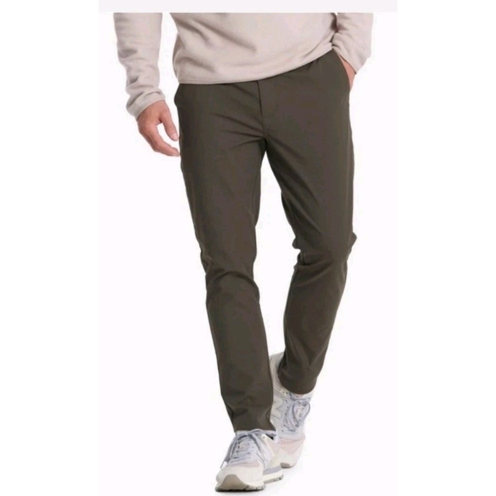 Vuori Men's Cascade Tech Chino Performance Pants Sz 36 Olive Green